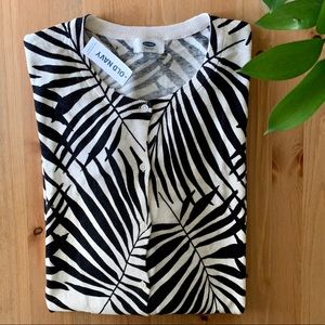 NWT Old Navy Cream and Black Palm Leaf Cardigan